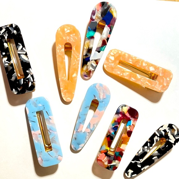 Accessories - Acrylic Multicolor Hair Clips (8 pack)